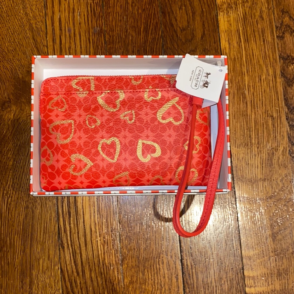 Coach Heart Wristlet NWT